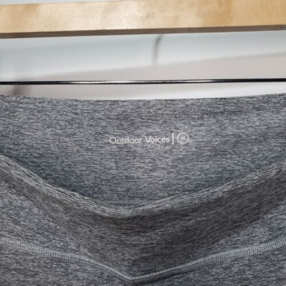Outdoor Voices Leggings Size M Women's Gray Colorblock - Picture 5 of 6
